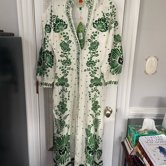 FARM Rio Dresses & Skirts - FARM Rio White Maxi Dress with Green Floral Print size small Flaw